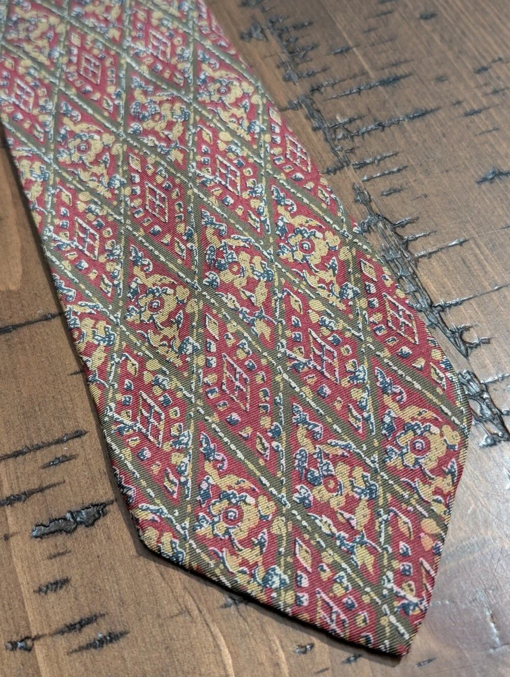 VTG- Valentino 100% Silk Abstract Tie